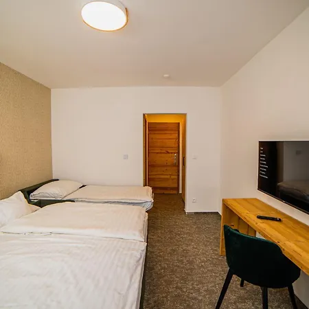 Hotell Horsky Brezovica